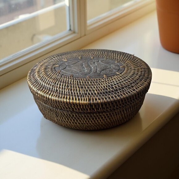 Vintage Rattan and Wood Oval Basket with Inlaid Lid – 8x6 – Handwoven Vanity or - Picture 1 of 8